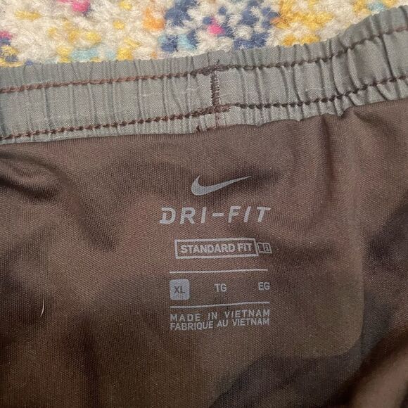 Dri-fit Nike shorts size XL - Picture 3 of 5